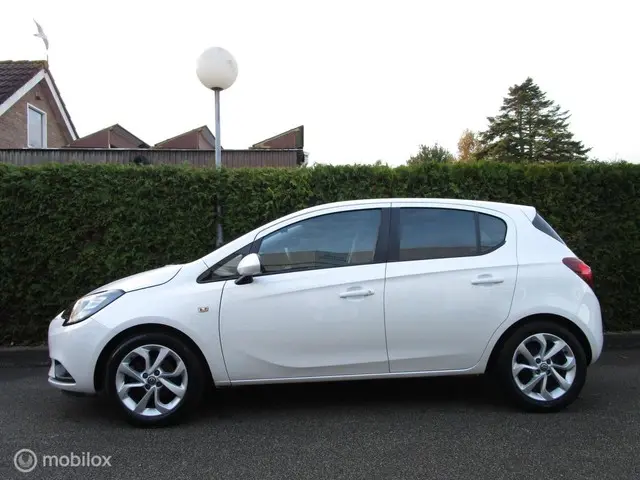 Opel Corsa 1.4 Edition 5-DEURS 2016 Benzine 3