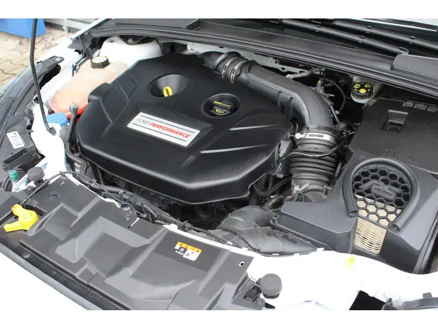 Ford Focus 2.3 RS 2018 Benzine 48