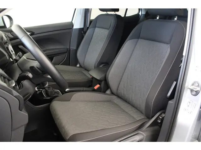Volkswagen T-Cross 1.0 TSI Life Edition 2024 Benzine 12