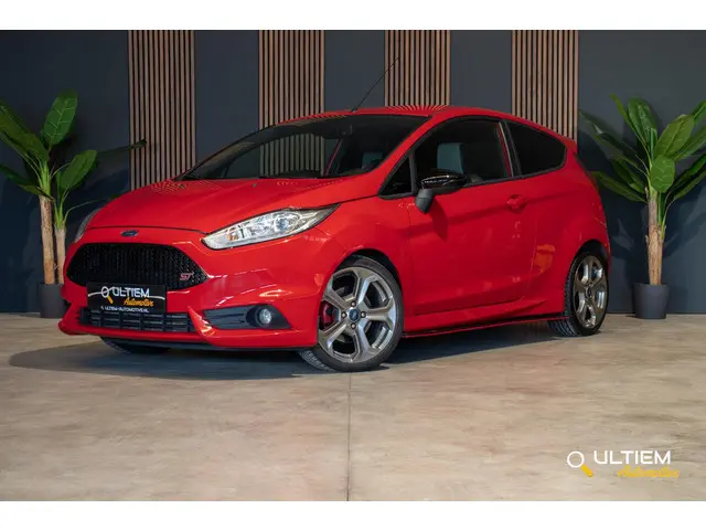 Ford Fiesta 1.6 ST2 2013 Benzine