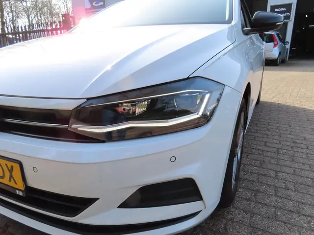 Volkswagen Polo 1.0 TSI Highline Business R 2020 Benzine 9