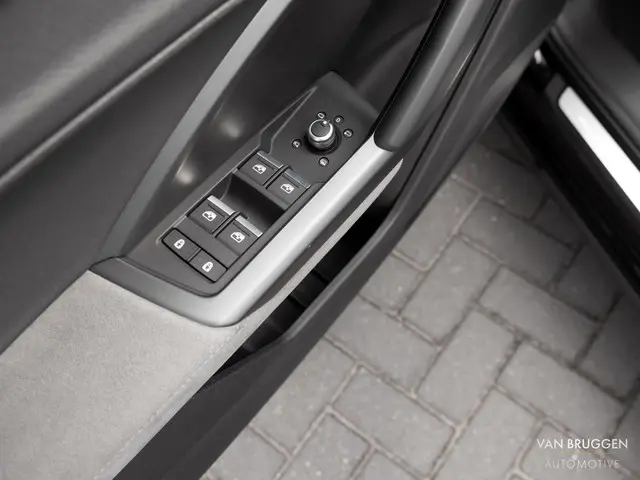 Audi Q3 Sportback 35 TFSI S-Line 2022 Benzine 39