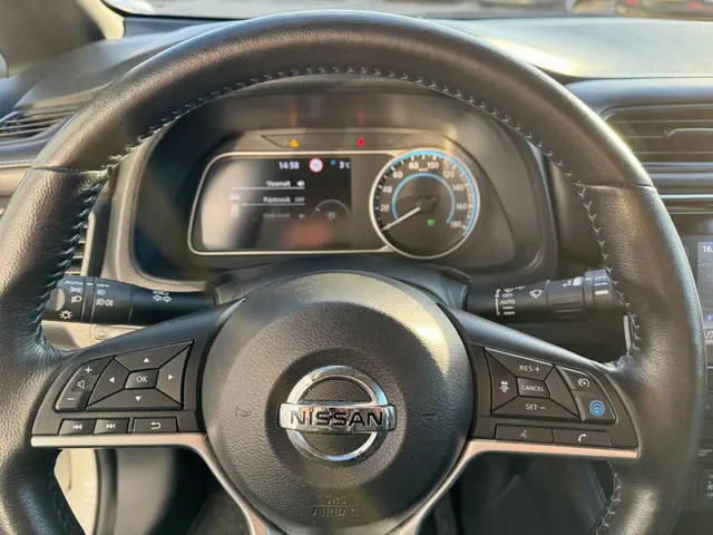 Nissan Leaf Tekna 40 kWh 2020 Elektrisch 18