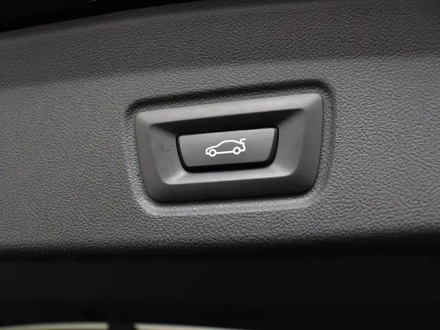 BMW i4 High Executive M-Sport 2023 Elektrisch 33