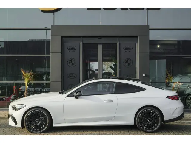 Mercedes-Benz CLE Coupé CLE200 AMG 204pk 2024 Benzine 5