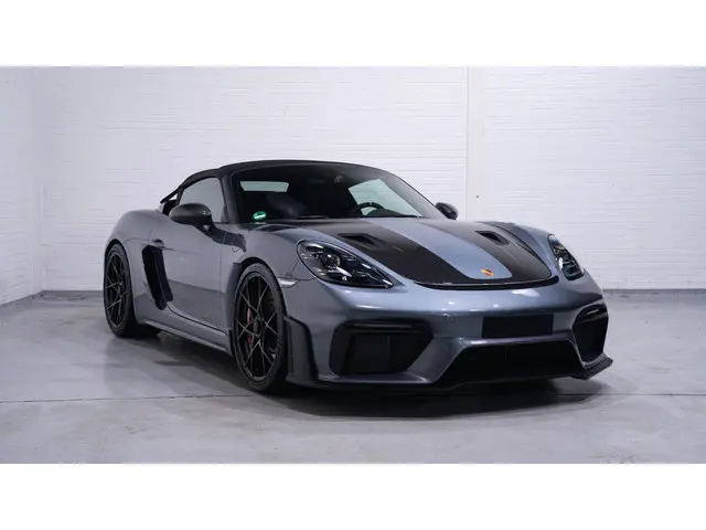 Porsche 718 Spyder RS 2024 Benzine 5