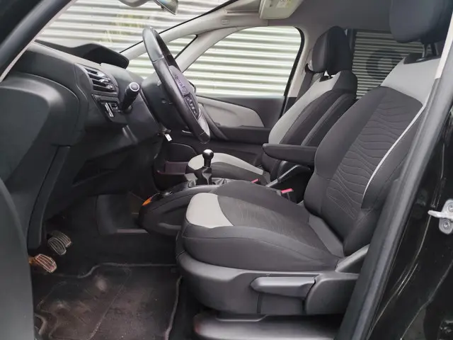 Citroën C4 Picasso 1.6 VTi Business 2014 Benzine 9
