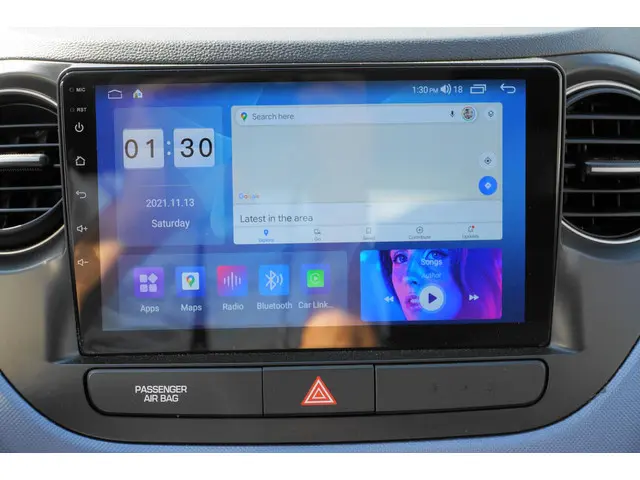 Hyundai i10 1.0i i-Motion Comfort NAVI APP'S 2014 Benzine 2