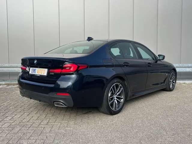 BMW 5 Serie 520i High Executive Edition 2020 Benzine 5