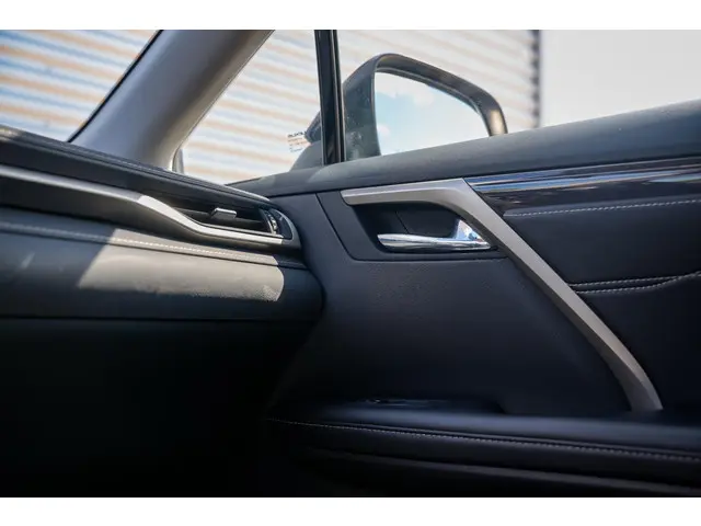 Lexus RX 450h 2020 Hybride Benzine 23