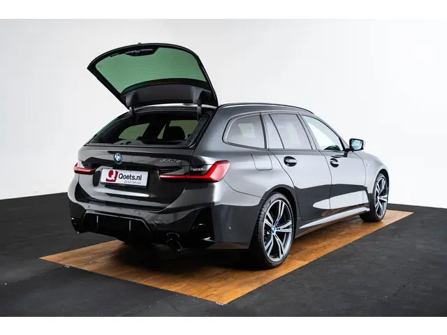 BMW 3 Serie Touring 330e 2024 Hybride Benzine 40