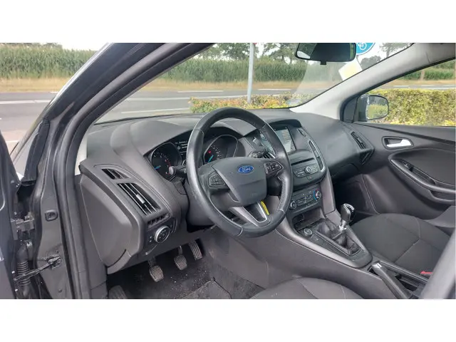 Ford Focus Wagon 1.0 Lease Edition 2017 Benzine 3
