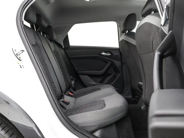 Audi A1 citycarver 30 TFSI 115pk epic 2019 Benzine 12