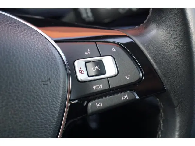 Volkswagen Polo 1.0 TSI Comfortline 2021 Benzine 31