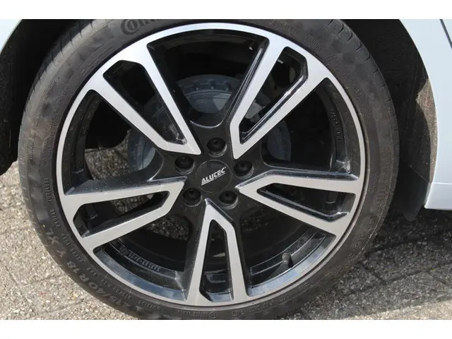 Volkswagen Polo 1.0 TSI 95pk Comfortline 2020 Benzine 12