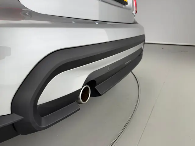 MINI 5-Deurs Cooper 2023 Benzine 38