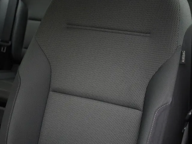 Volkswagen e-Golf 100kW/136PK E-DITION 2020 Elektrisch 19