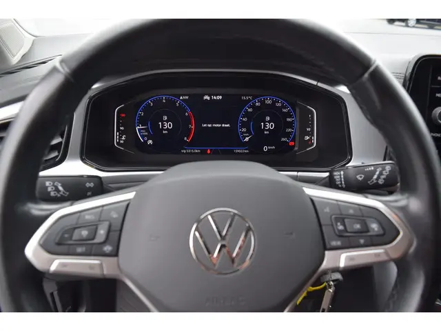 Volkswagen T-Roc 1.0 TSI Life 75 Edition 2022 Benzine 8