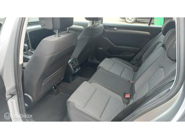 Volkswagen Passat Variant 1.5 TSI Business 2022 Benzine 10