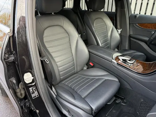 Mercedes-Benz GLC 250 d 4MATIC Prestige 2016 Diesel 5