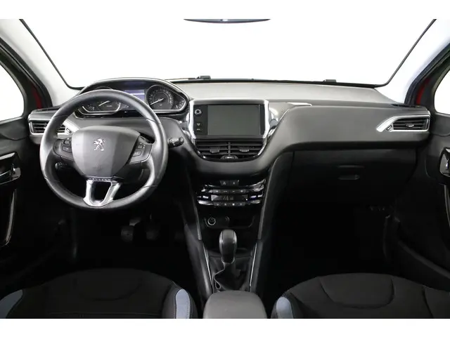 Peugeot 208 1.6 VTi Allure 120 PK. 2014 Benzine 4
