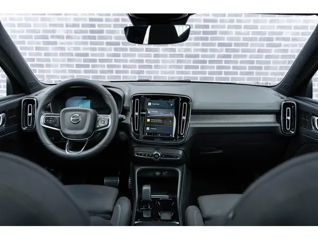 Volvo XC40 Recharge 70 kWh Pro 2021 Elektrisch 25