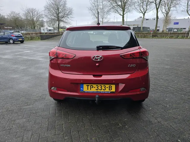 Hyundai i20 1.0 VERKOCHT 2018 Benzine 6