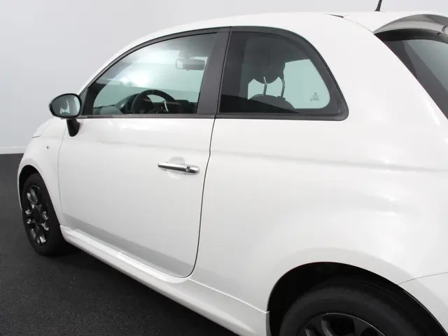 Fiat 500 1.0 69pk Hybrid Sport Connect 2021 Benzine 27