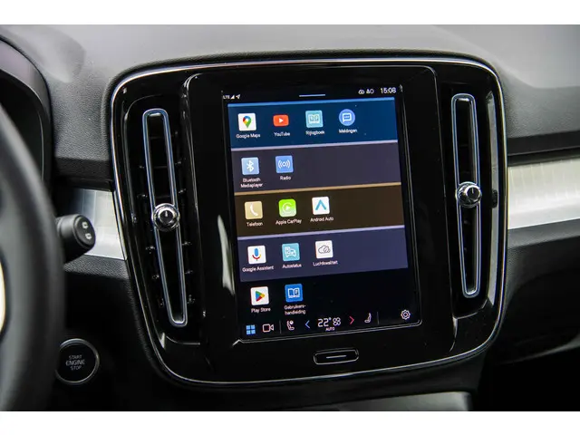 Volvo XC40 2.0 B4 Plus Dark 2025 Benzine 19