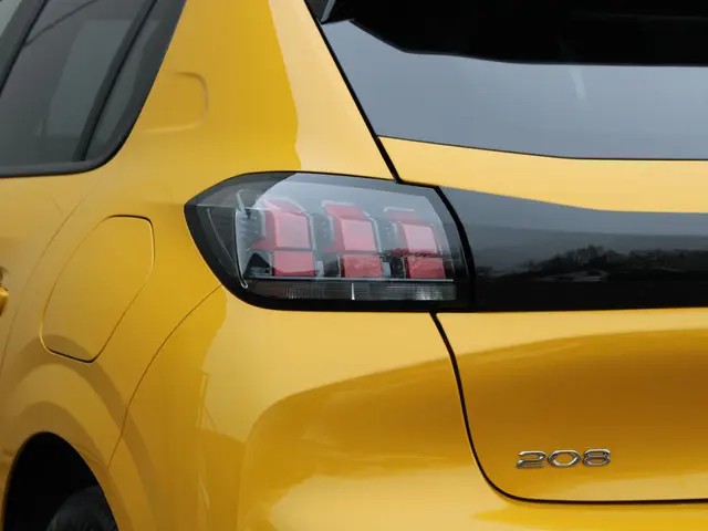 Peugeot 208 1.2 PureTech Active Pack 2023 Benzine 24