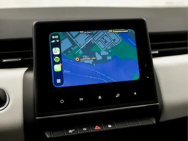 Renault Clio 1.0 TCe 90 Techno Sport 2022 Benzine 24