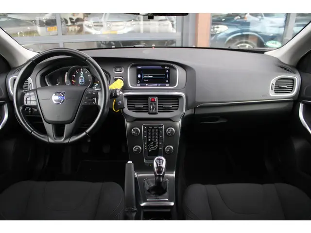 Volvo V40 1.6 T2|Trekhaak|Cruisecontrol|Airco 2014 Benzine 10