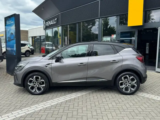 Renault Captur 160 Intens EDC 2023 Benzine 6