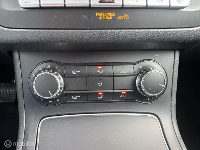 Mercedes-Benz B-Klasse 180 Ambition 2018 Benzine 28