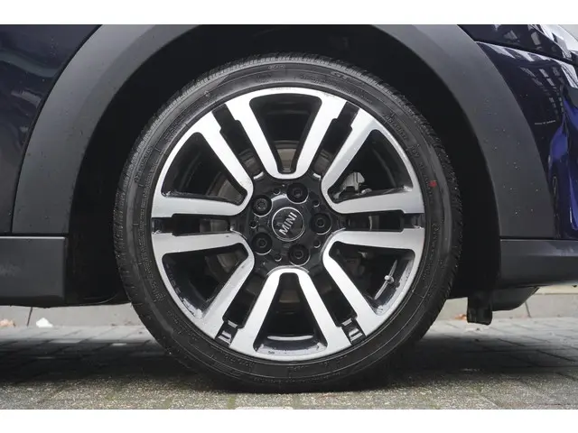 MINI 3-Deurs Cooper C 2022 Benzine 6