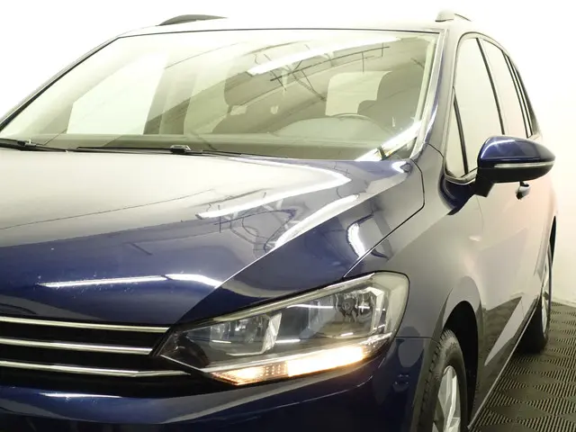 Volkswagen Touran 1.2 TSI Highline- 2018 Benzine 23