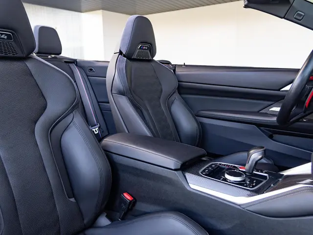 BMW M4 Cabrio xDrive Competition 2022 Benzine 12