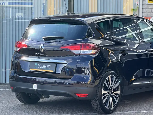 Renault Scénic 1.3 TCe Initiale Paris 2018 Benzine 15