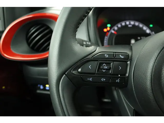 Toyota Aygo X 1.0 VVT-i MT Pulse 2024 Benzine 18