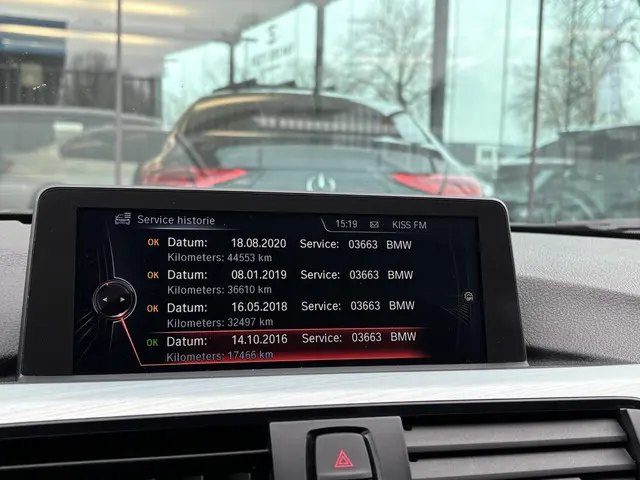 BMW 4 Serie Coupé 420i High Executive 2015 Benzine 16