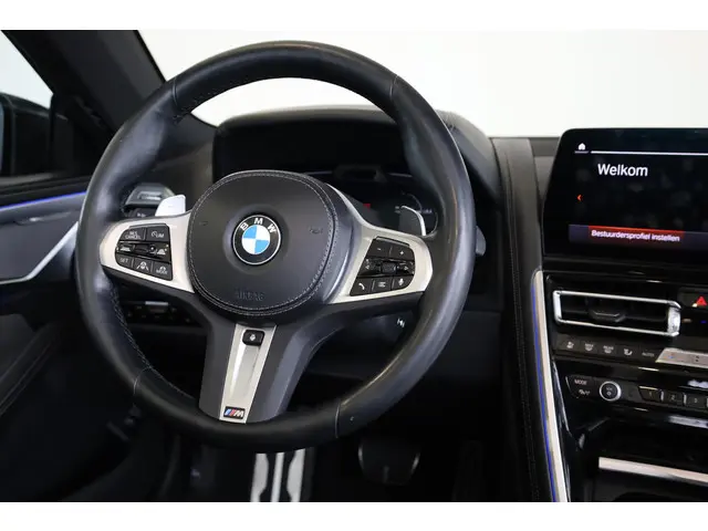 BMW 8 Serie Cabrio 840i 2023 Benzine 14