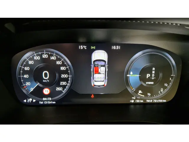 Volvo XC40 1.5 T5 Recharge R-Design 2022 Hybride Benzine 4