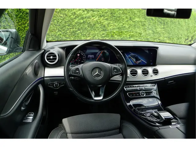 Mercedes-Benz E-Klasse E 250 Ambition 2016 Benzine 23