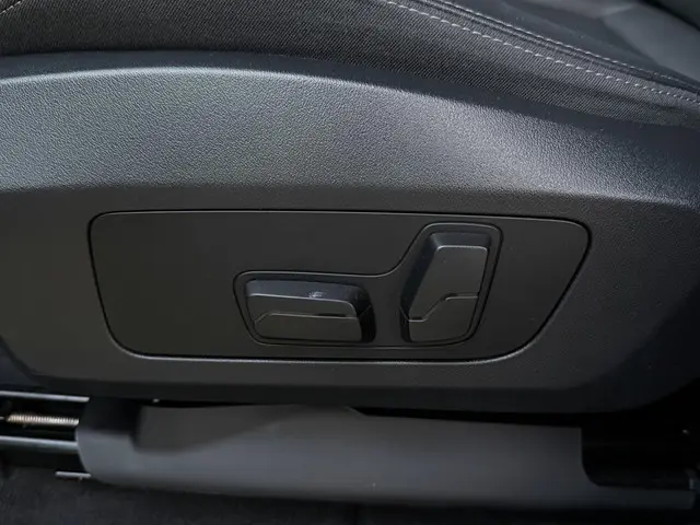 BMW X1 xDrive25e M SPORT 2025 Hybride Benzine 19