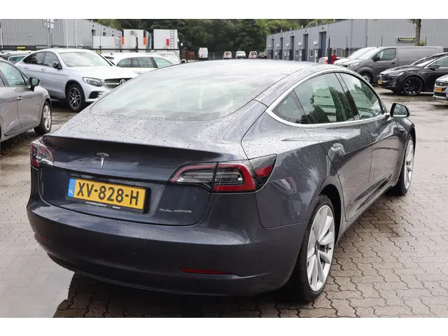 Tesla Model 3 Long Range AWD 75 kWh 2019 Elektrisch 5
