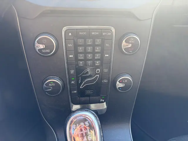 Volvo V40 1.6 D2 Kinetic 2013 Diesel 6