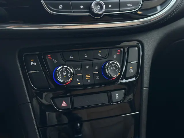 Opel Mokka X 1.4 Turbo Innovation 2017 Benzine 27