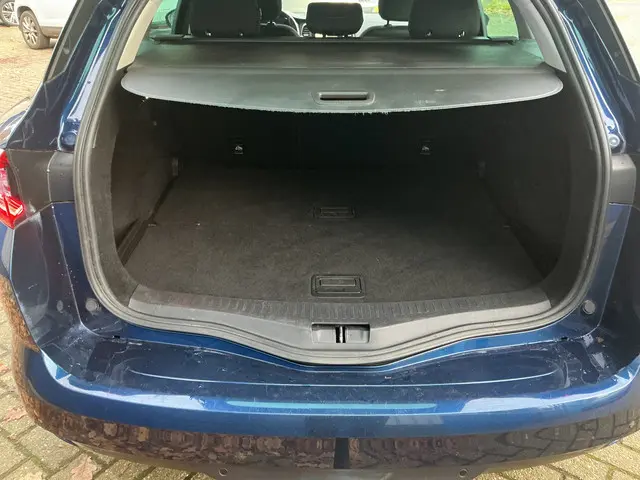 Renault Mégane Estate 1.3 TCe Limited 2020 Benzine 13