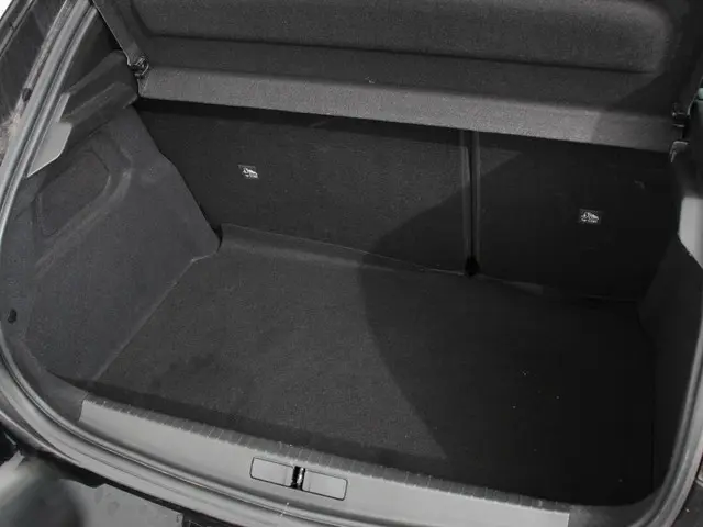 Opel Corsa 1.2 Turbo Sport Edition 2024 Benzine 34