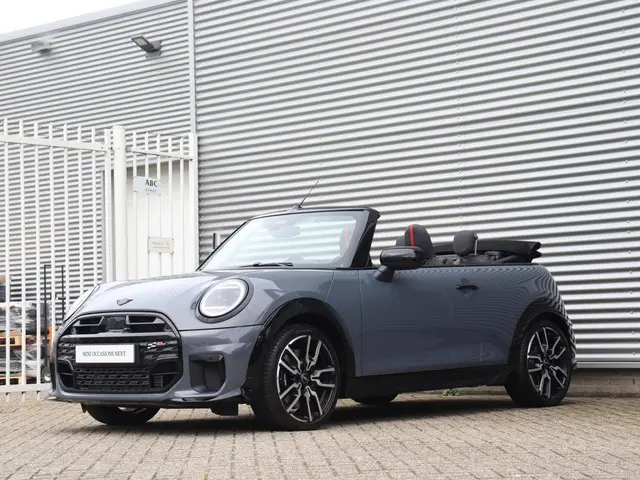 MINI Cooper Cabrio C 2025 Benzine 35